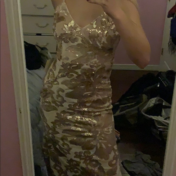 Prom dress - Picture 3 of 4